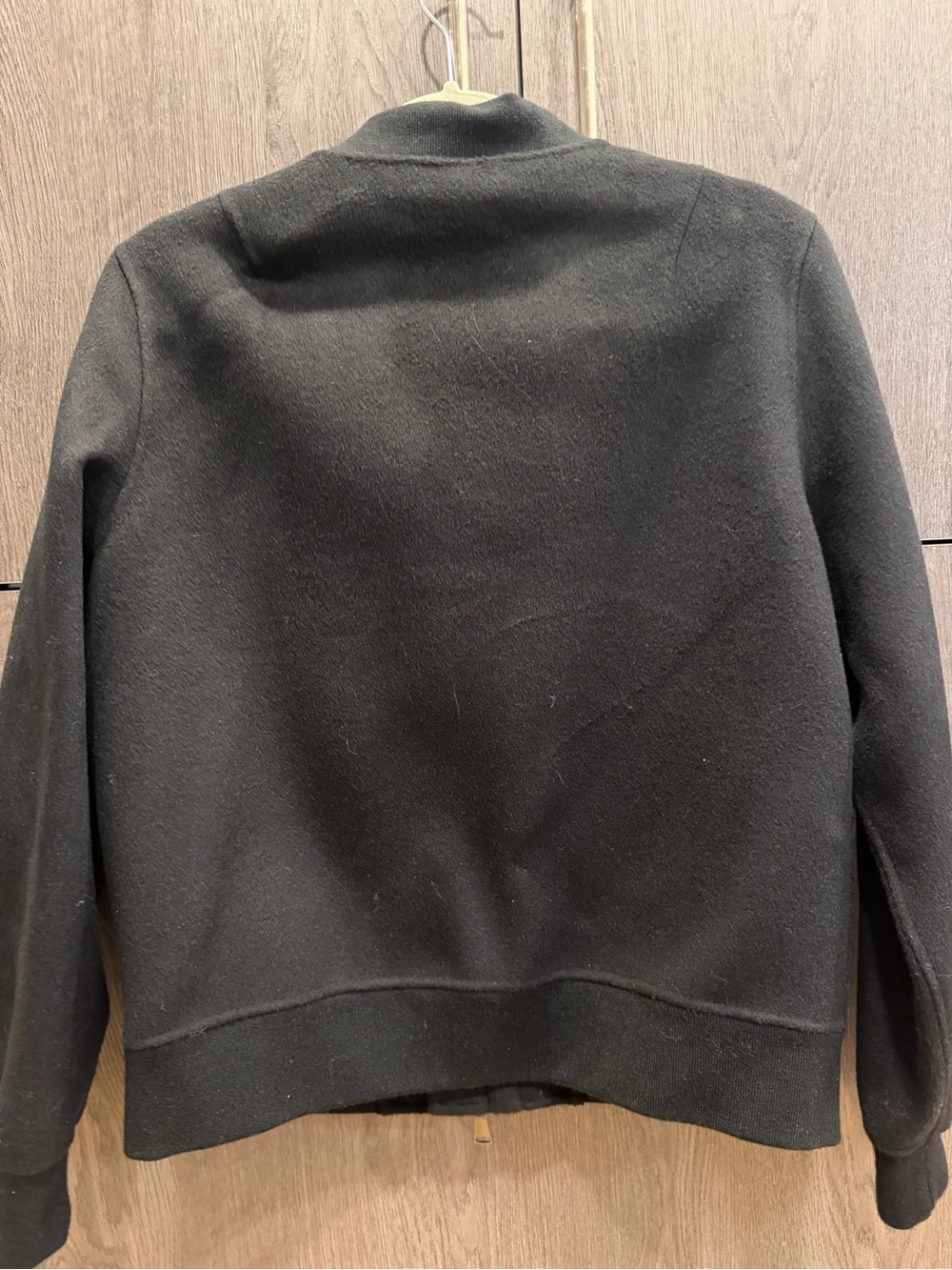 Quince women’s Black cashmere Bomber Jacket - Picture 2 of 2